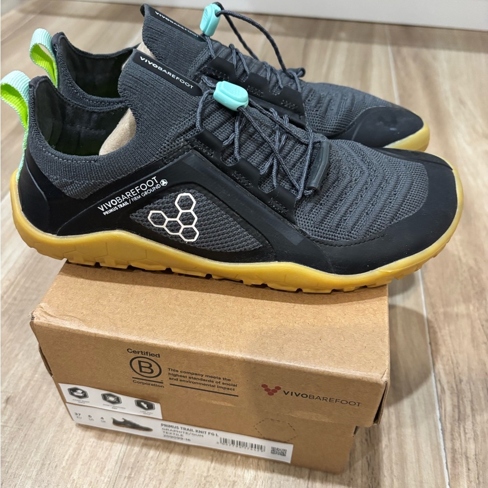 Vivobarefoot Women's Primus Trail Knit FG Running Shoe EU 37 US 6